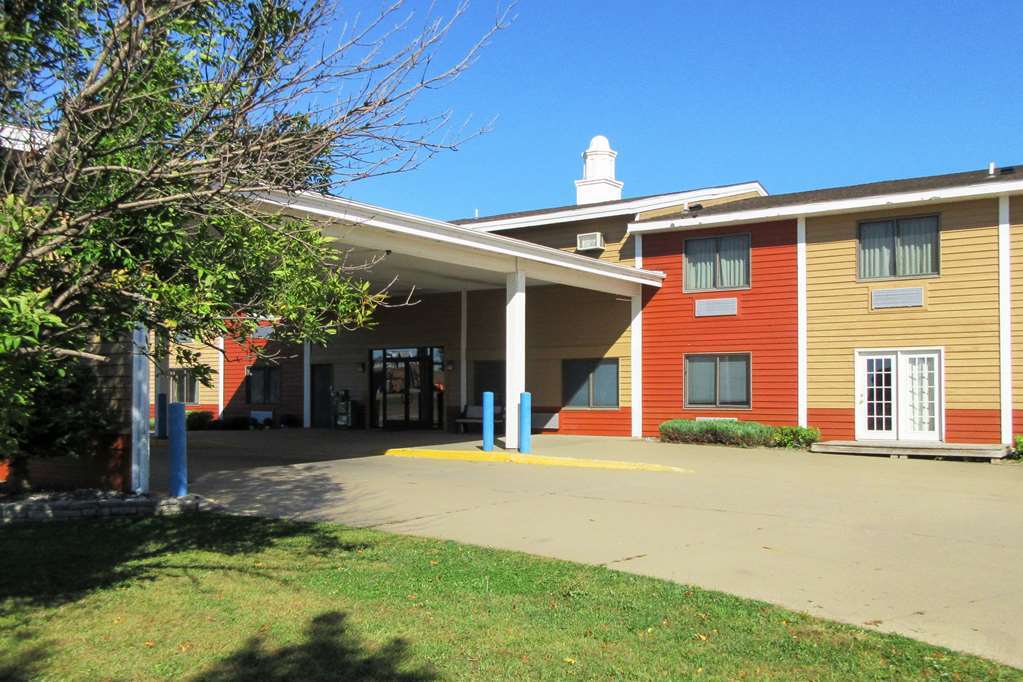 Quality Inn - Redwood Falls Экстерьер фото